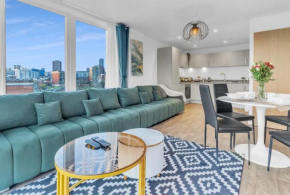Birmingham City Centre Green Apartment